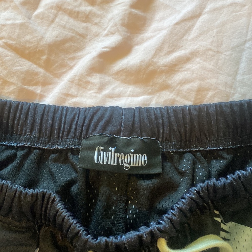 Civil regime shorts men’s or woman’s flower and doves - Picture 3 of 5